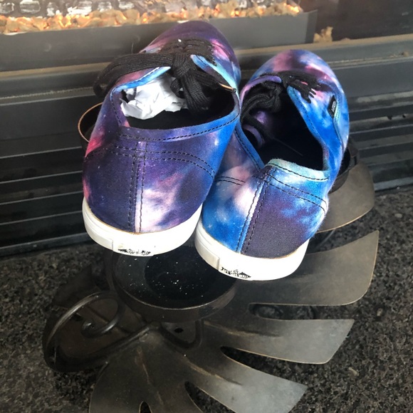 Galaxy Vans - Picture 2 of 4
